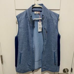 Vineyard Vines Womens M vest, new with original tags